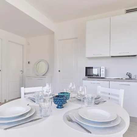 The Italian Lady Apartment