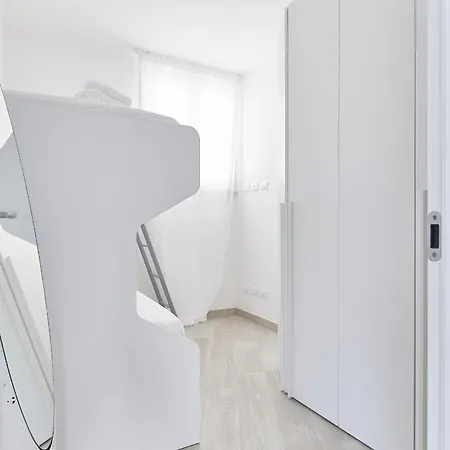 The Italian Lady Apartment *