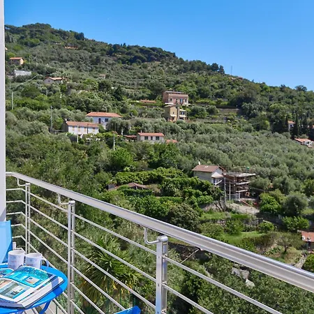 The Italian Lady Apartment *
