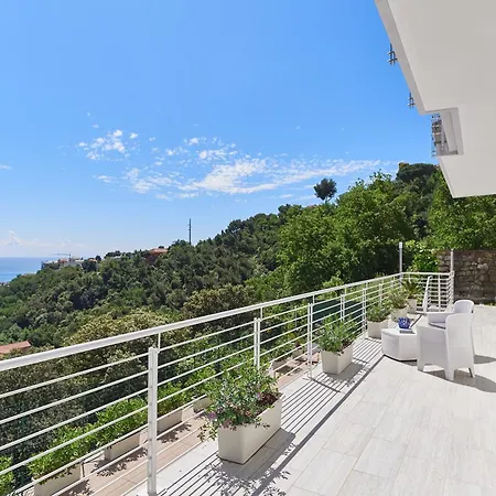 The Italian Lady Apartman *