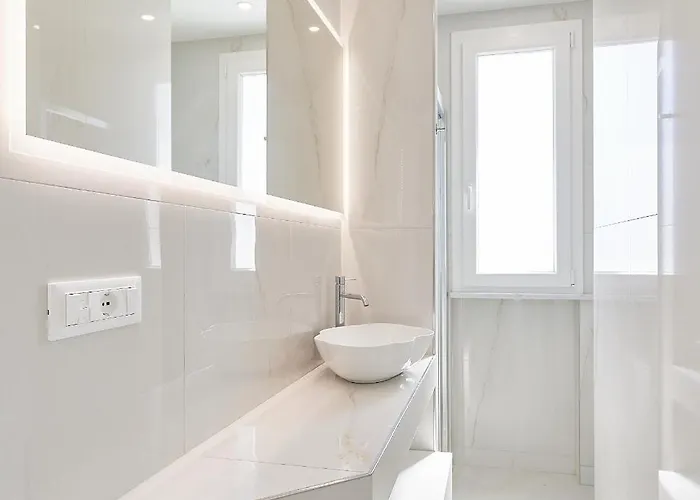 The Italian Lady - Unit 1