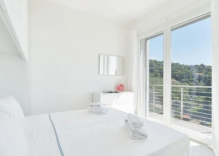 The Italian Lady - Unit 1 *